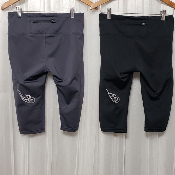 Qty (2) Athleta Sz Small Style 862108 Reflective Crop Leggings - Picture 10 of 16